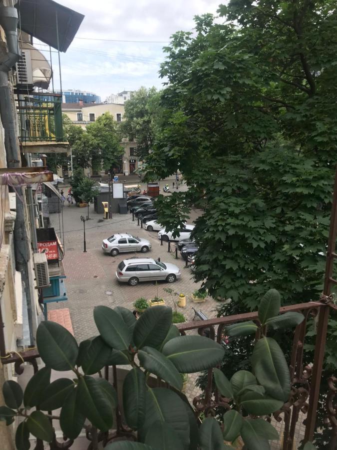 Kosher Hostel Odessa Buitenkant foto